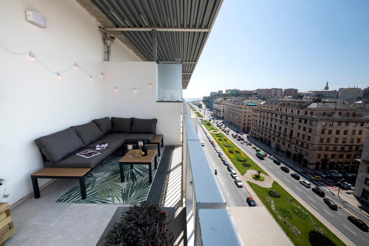 شقة Attico Luxury Con Parcheggio E Terrazza Vista Mozzafiato جنوة المظهر الخارجي الصورة