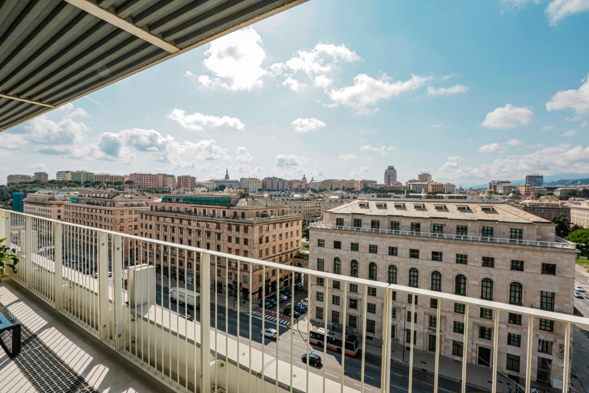 شقة Attico Luxury Con Parcheggio E Terrazza Vista Mozzafiato جنوة المظهر الخارجي الصورة